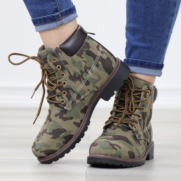 Shoes - Women's Camouflage Combat Lace-up Ankle Boots Low Heel Casual Short Booties